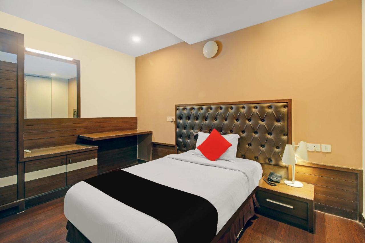 Collection O 82357 Hotel Surabhi Pride Trimulgherry Eksteriør bilde